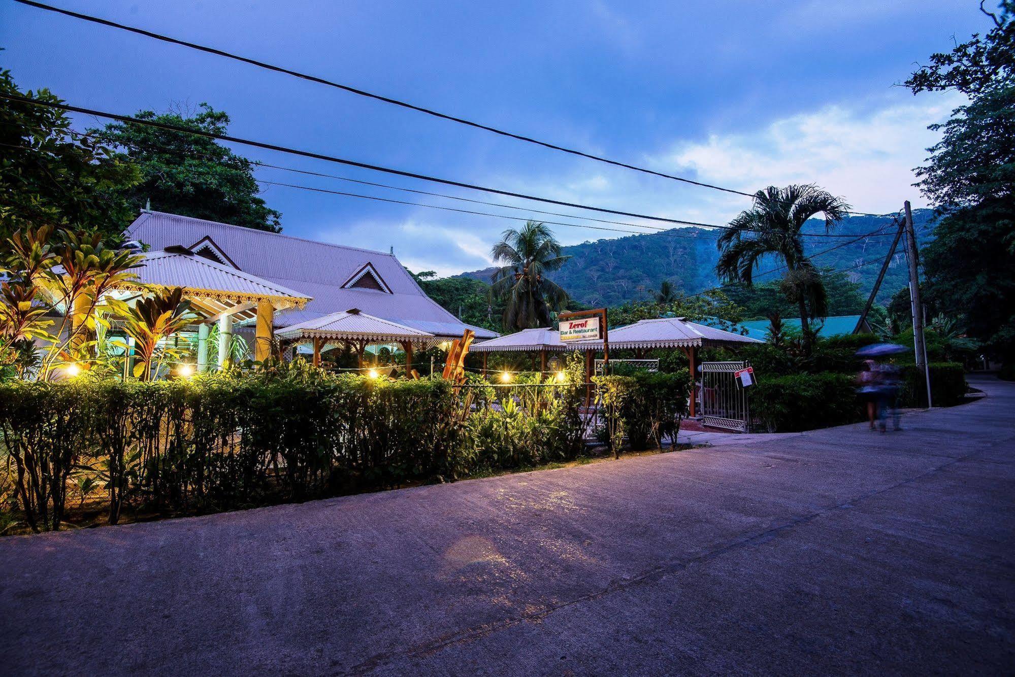 Zerof Self Catering Apartments La Digue Exterior photo